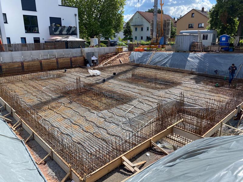 Schnell gehen die Arbeiten auf der Baustelle voran